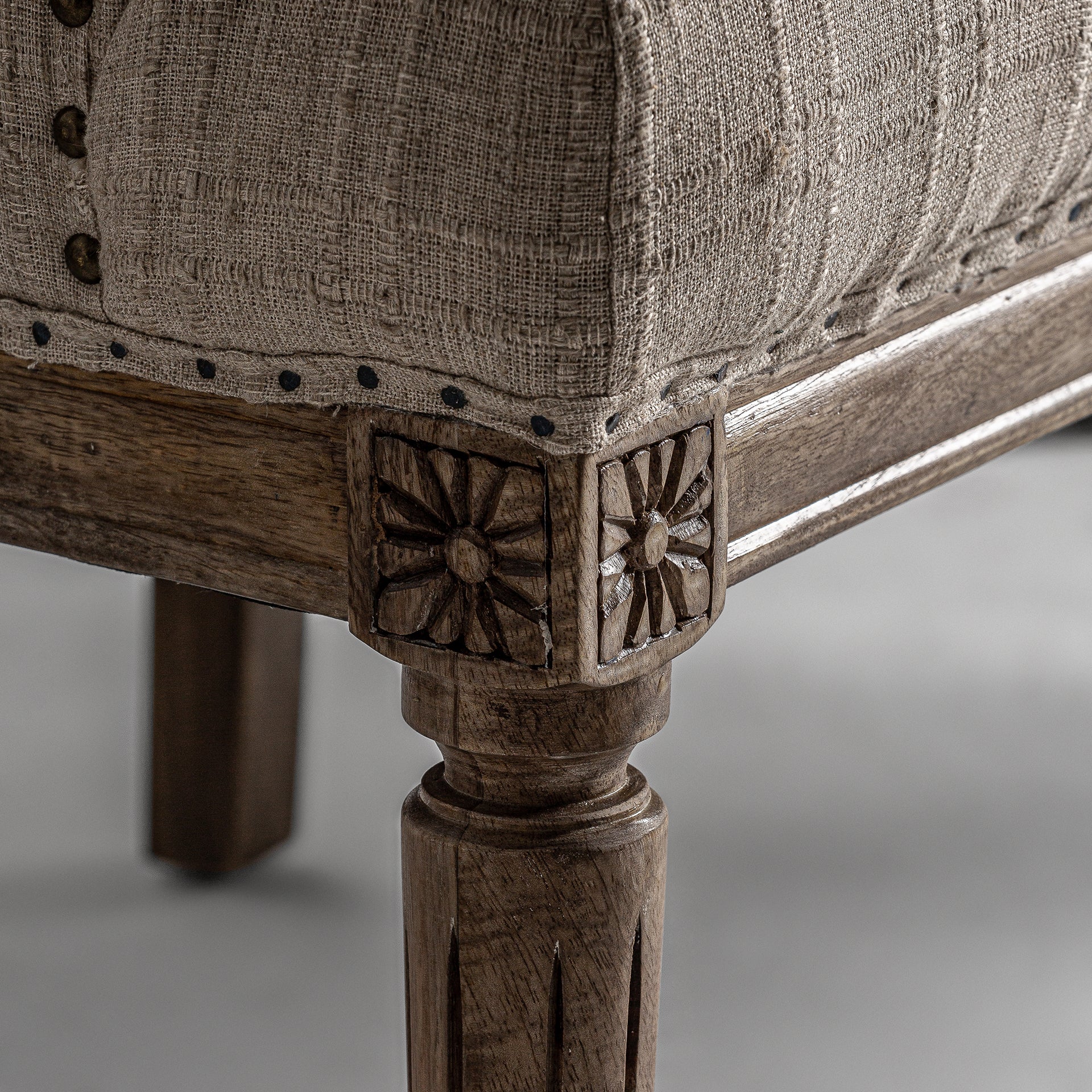 BAR HESTROFF SOFA
